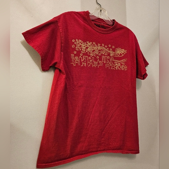Keith Harring Red & Gold Graphic T-shirt | Size Medium - Picture 3 of 6
